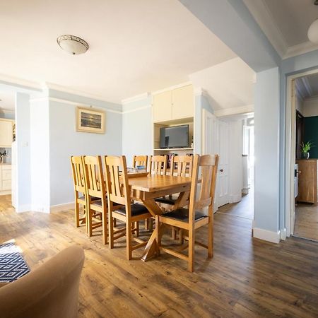Seaview House - A Traditional Home By The Beach Nairn Eksteriør bilde