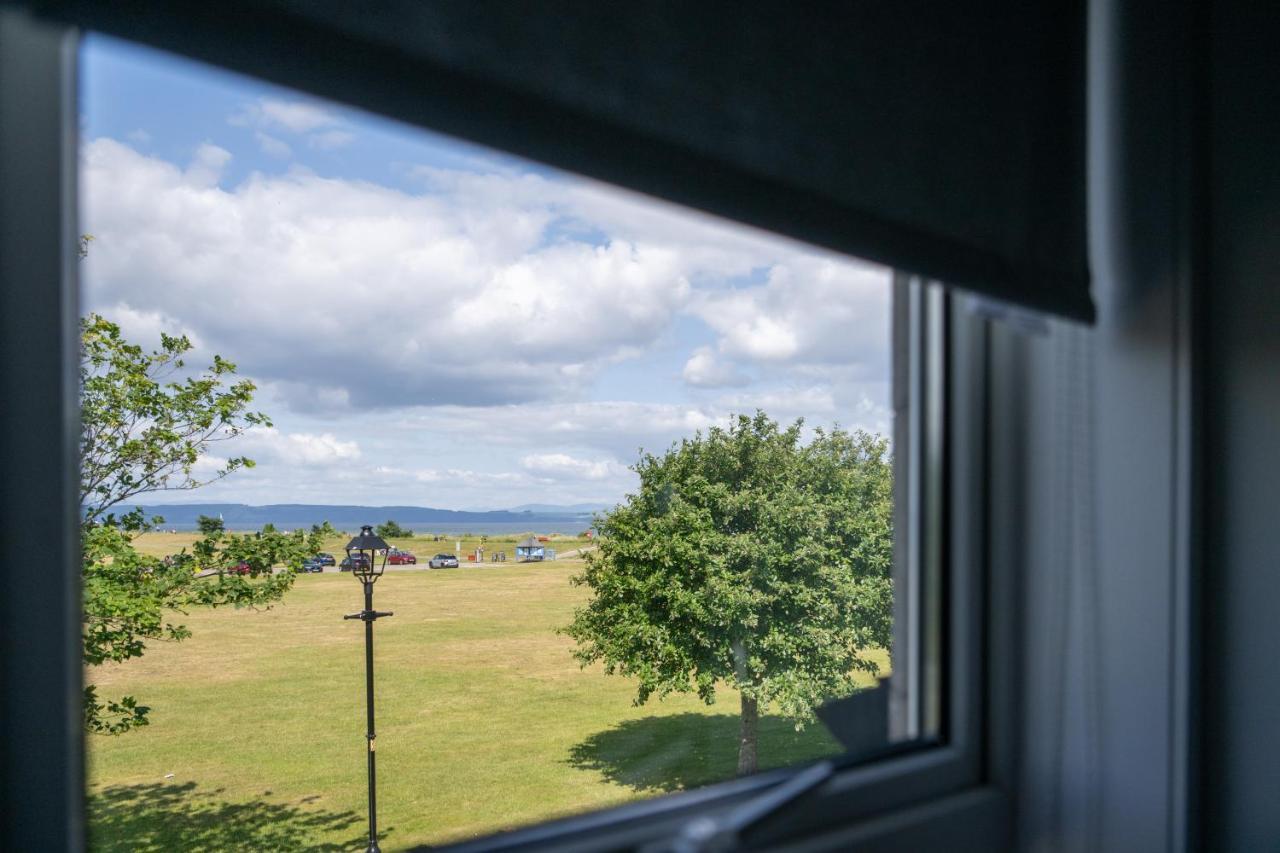 Seaview House - A Traditional Home By The Beach Nairn Eksteriør bilde